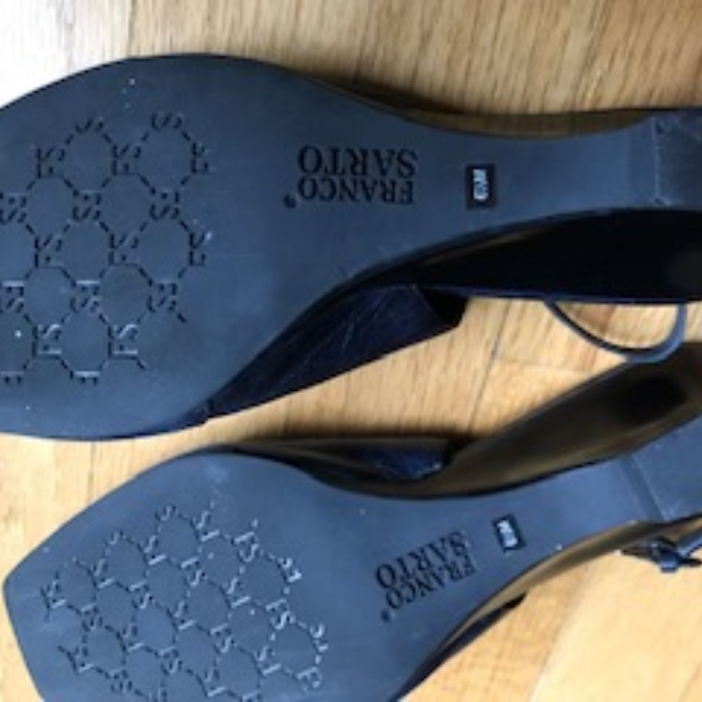 Franco Sarto shoes. Navy. - Picture 4 of 4